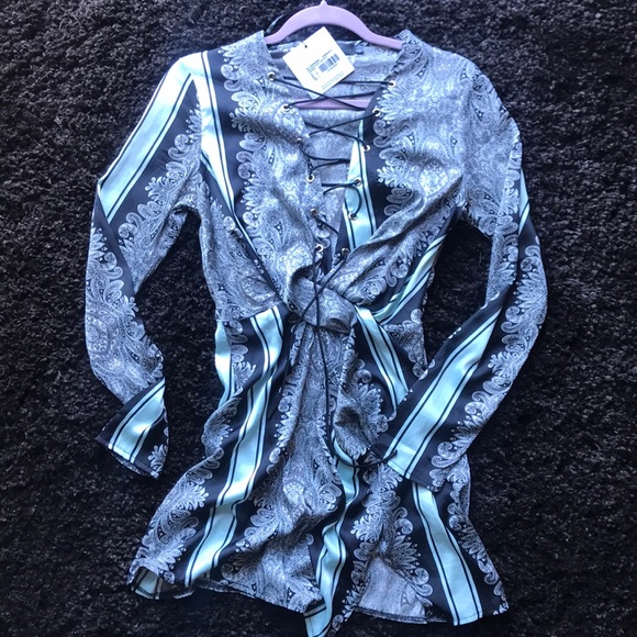 MISSGUIDED Silky Wrap Mini - Picture 1 of 7
